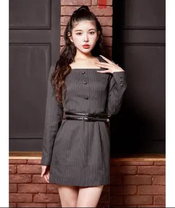 다리치 더블 벨트 스트라이프 미니 원피스