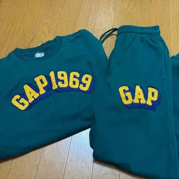 GAP 1969 자수 셋업
