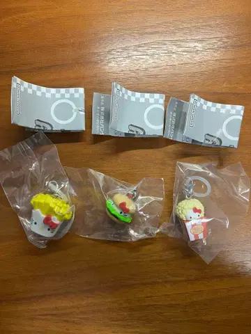 헬로키티 아메리칸 디자인 메지루시 액세서리 세트