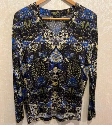 [ 에트로 ] ETRO 긴팔 티셔츠 38 M 사이즈