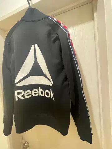 Reebok 나일론 자켓 블랙 상하의 세트