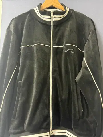 즉시 완판 아이템 XLARGE DexFilmZ 콜라보 벨로아 셋업