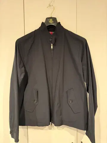 BARACUTA 네이비 자켓 L 사이즈