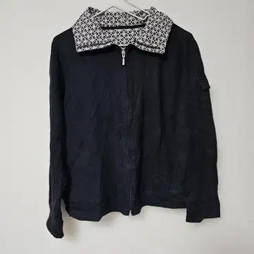 추천 기하학 패턴 카라 부착 블랙 자켓 [ 프리 사이즈 ]