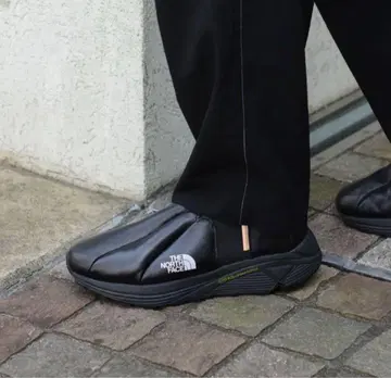 [ 새상품급 ] 핸더 스킴 x THE NORTH FACE 콜라보 스니커즈