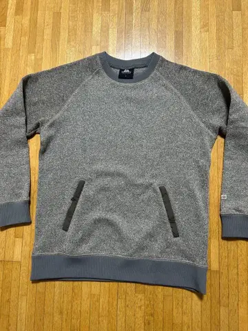 MOUNTAIN EQUIPMENT 그레이 맨투맨 L 사이즈