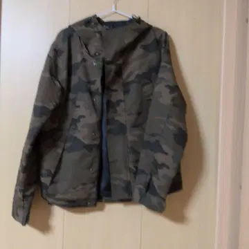 카모플라쥬 후드 부착 자켓 M