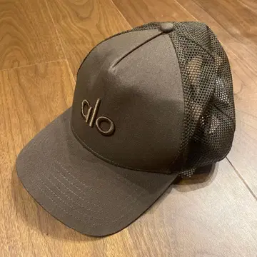 Alo Yoga 캡 브라운 메쉬 애로우요가 1회 사용