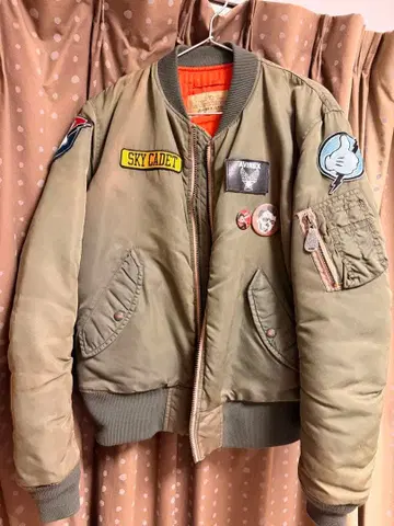 AVIREX MA-1 플라이트 자켓 M 사이즈