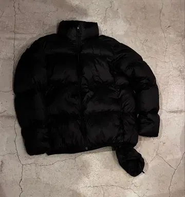 유니클로 울트라 라이트 다운 사이즈 L