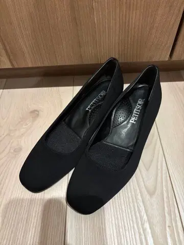 도쿄 소와르 관혼상제 22cm PETIT SOIR 블랙 펌프스