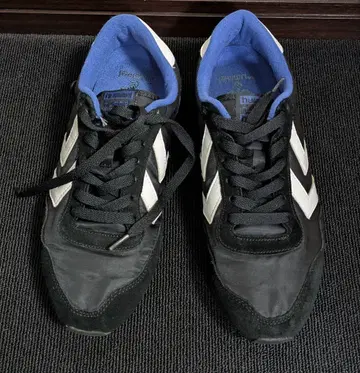 hummel 스니커즈 블랙/화이트/파랑