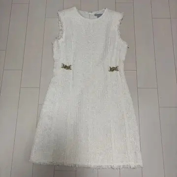 화이트 트위드 슬리브리스 원피스