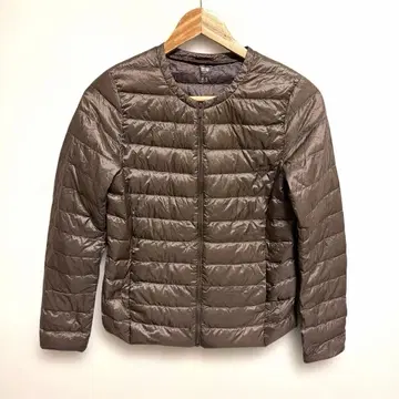 유니클로 울트라 라이트 다운 컴팩트 자켓 노카라 브라운 갈색