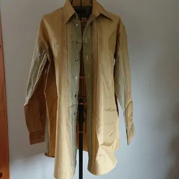 스트라이프 패턴 100% 실크 긴팔 셔츠