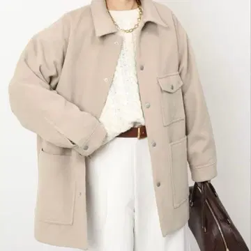 새상품급 슬로브 이에나 울 프렌치 워크 블루종 베이지