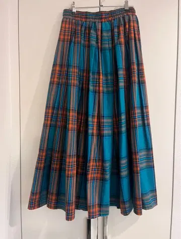 bow.a 보우에 롱 스커트 턱 플레어 스커트 체크