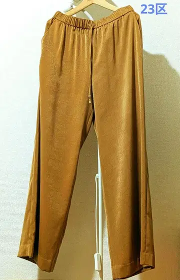 [새상품] 23구 스웨디 새틴 와이드 팬츠 38사이즈