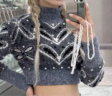 ZARA 스웨터 크롭 기장