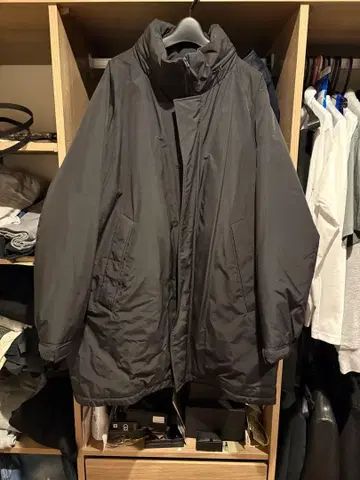 유니클로 블랙 다운 자켓 코트