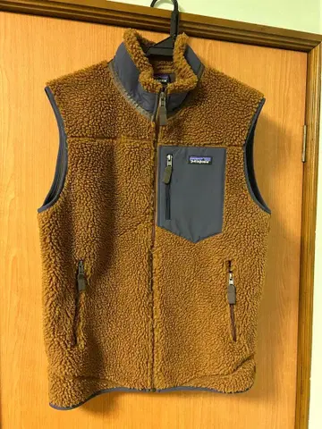 파타고니아 클래식 레트로X 베스트 M