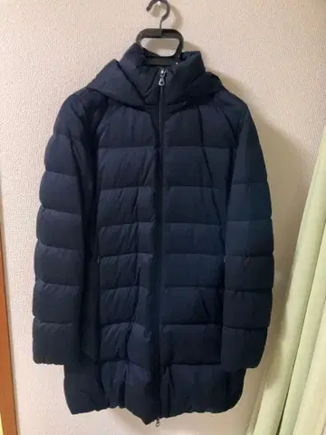 유니클로 후드 부착 다운 코트 네이비 L