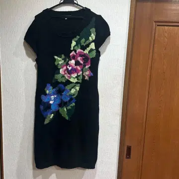 꽃무늬 자수 슬리브리스 원피스 9호