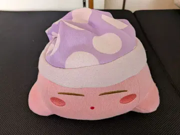 커비 봉제 인형 엎드린