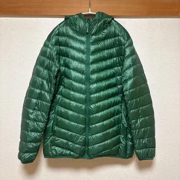 유니클로 UNIQLO 울트라 라이트 다운 자켓 XL 후드 부착