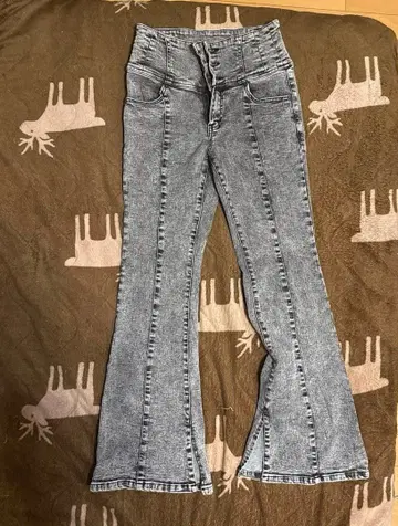 FUN 데님 버튼 플레어 팬츠 S 사이즈