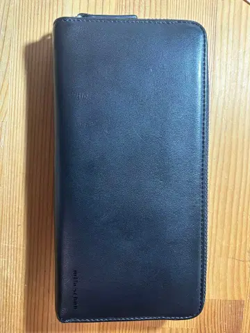 밀라 쇤 라운드 지퍼 장지갑