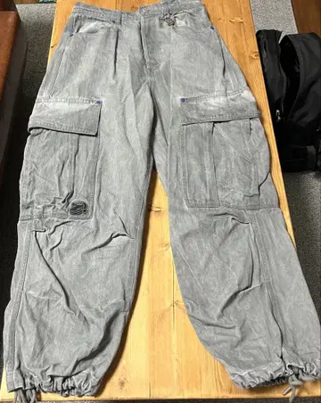 계속 한밤중이면 좋을 텐데 데님 카고 팬츠