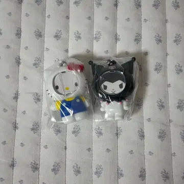 산리오 캐릭터즈 사진 프레임 마스코트 (헬로키티, 쿠로미)