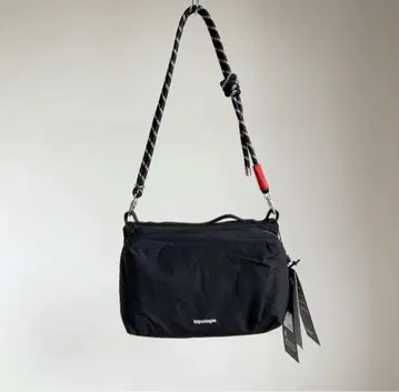 topologie 숄더백 L 블랙 새상품