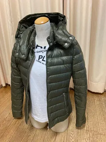 ZARA 다운 자켓 카키 사이드 밴딩