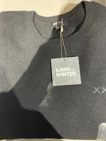 미사용 새상품 2025 KAWS WINTER 캐시미어 100 블랙 L
