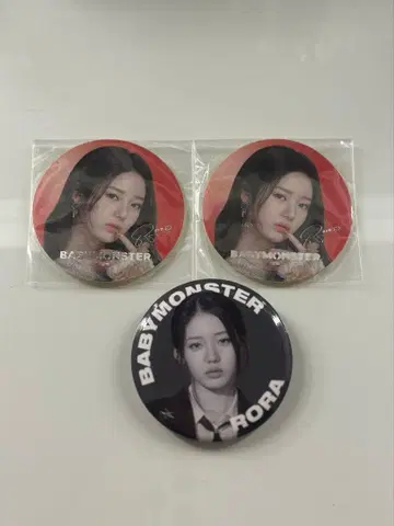 Baby Monster 베비몬 캔 배지 로라