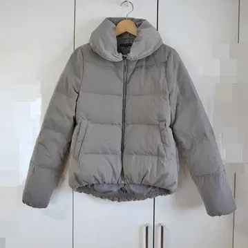 새상품급 띠어리 MOMO 숄카라 다운 자켓 매트 그레이