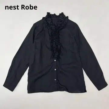 네스트로브 린넨 프릴 칼라 블라우스 블랙