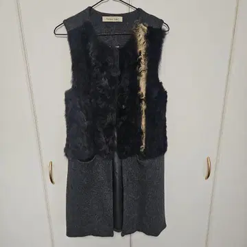 titilate Valet 그레이 퍼 니트 베스트