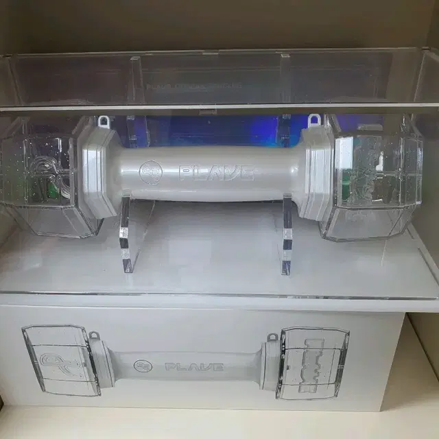 [단순개봉 전시품] 플레이브 공식 응원봉 아뵹 케이스