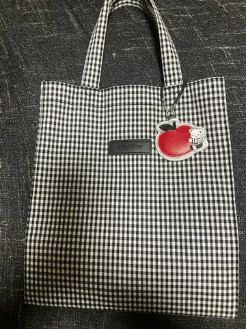 파미리아 체크 백