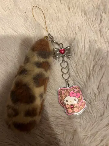 헬로키티 레오파드 무늬 스트랩