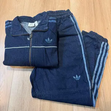 adidas originals 데님 셋업 [ L 사이즈 ]