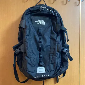 THE NORTH FACE 핫 샷 블랙 백팩