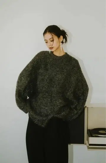 KnuthMarf accent knit pullover unisex