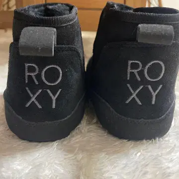 ROXY 양가죽 부츠 무스탕