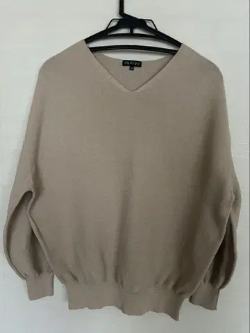 INDIVI 베이지 V넥 니트 38