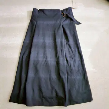 택 포함 새상품 인덱스 미디 기장 랩 디자인 스커트 고급 깔끔 M