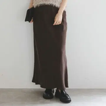 NOBLE 큐프라 새틴 내로우 A라인 스커트